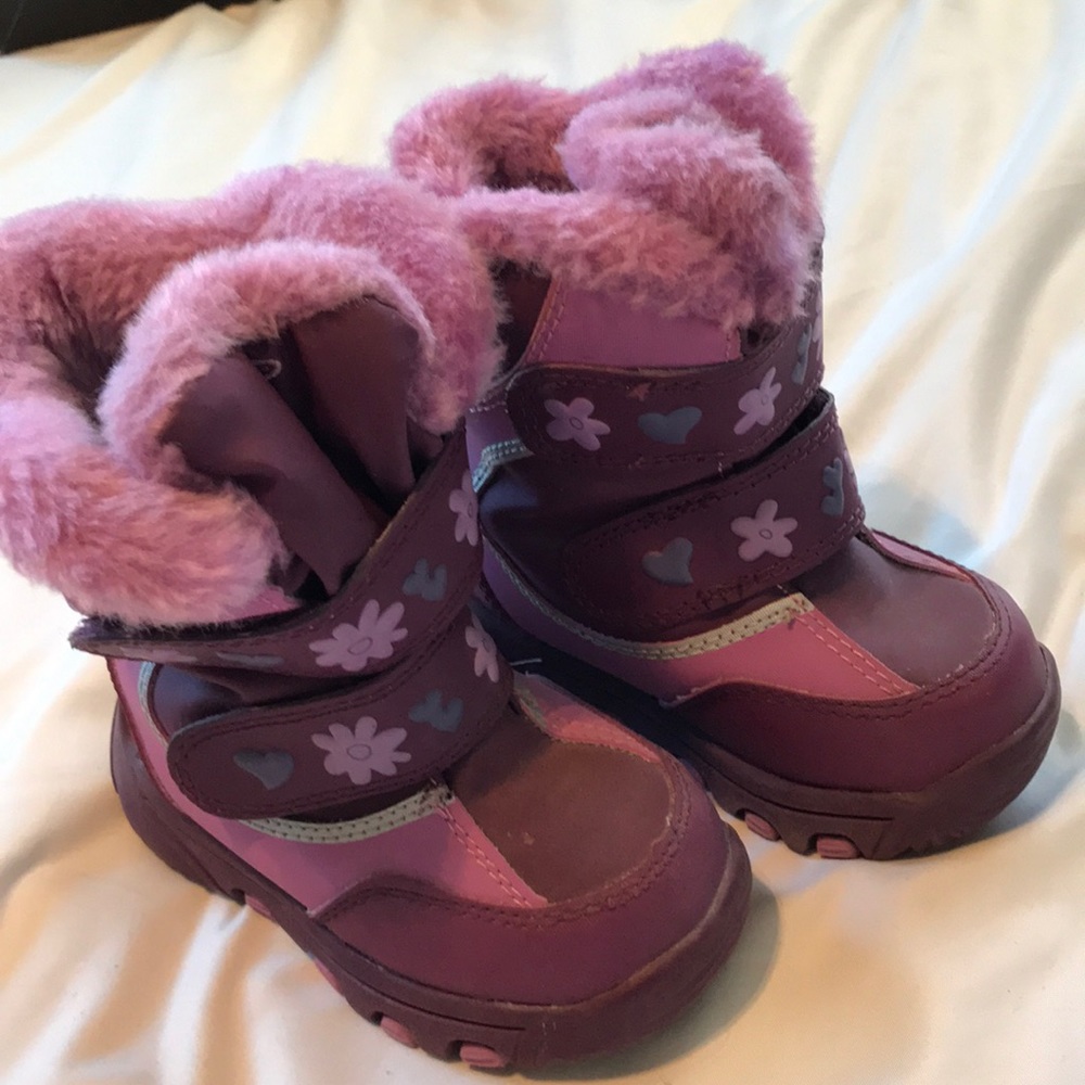Purple snow boots